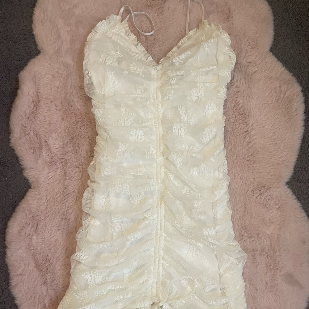 Privy White Elegant Dress